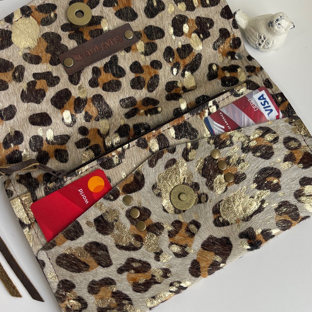 Keep It Gypsy Clutch Crossbody Bag - Picture 10 of 16